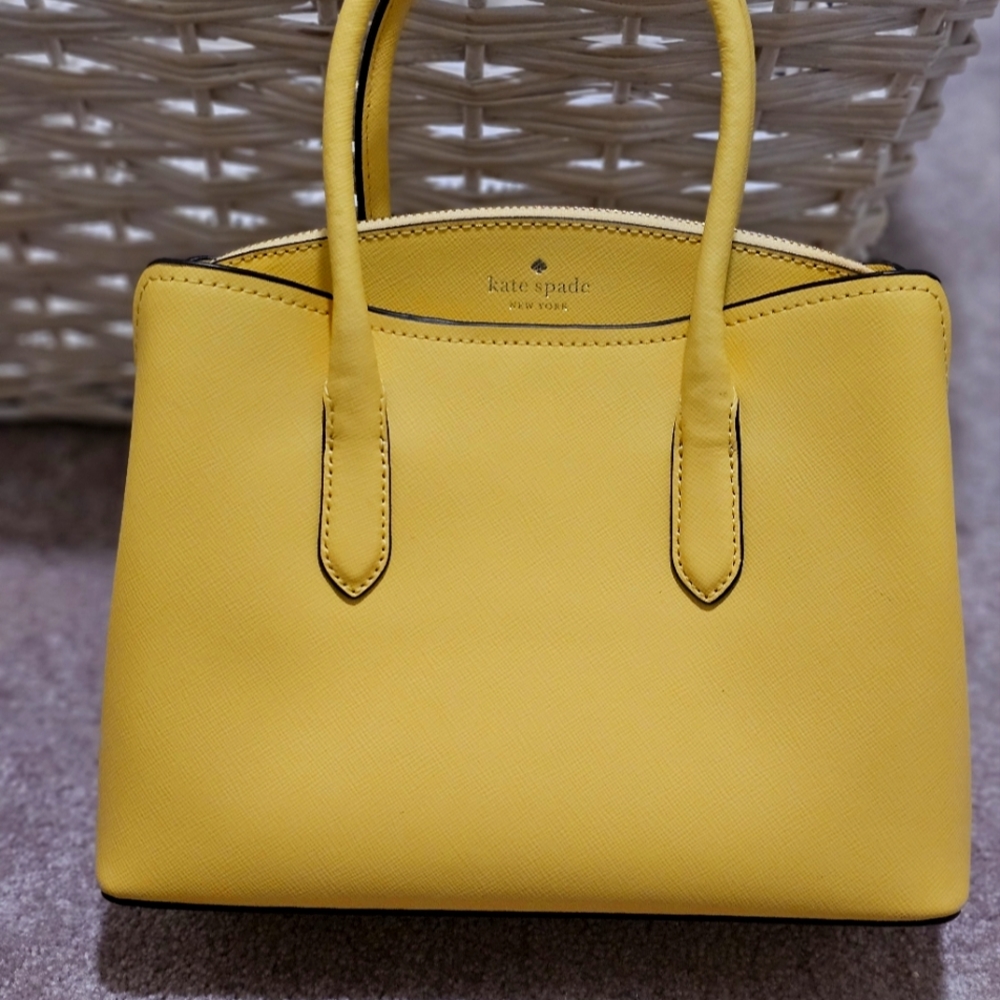 NWT Kate Spade medium satchel / cross body, yellow
